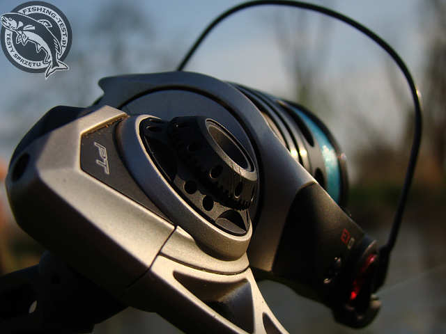 Kołowrotek Quantum EXO 25
