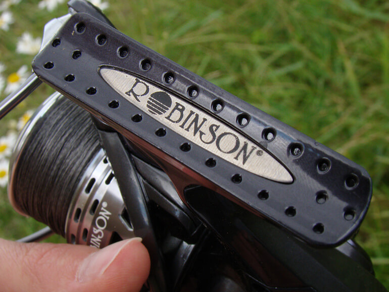 Robinson Dual MG 025